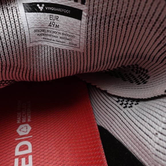 NEW Men's VivoBarefoot Geo Racer Knit Barefoot Sneakers 302054-01 - Picture 2 of 7